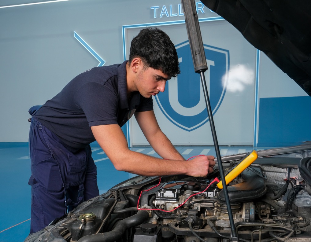 taller de electromecánica de Universae