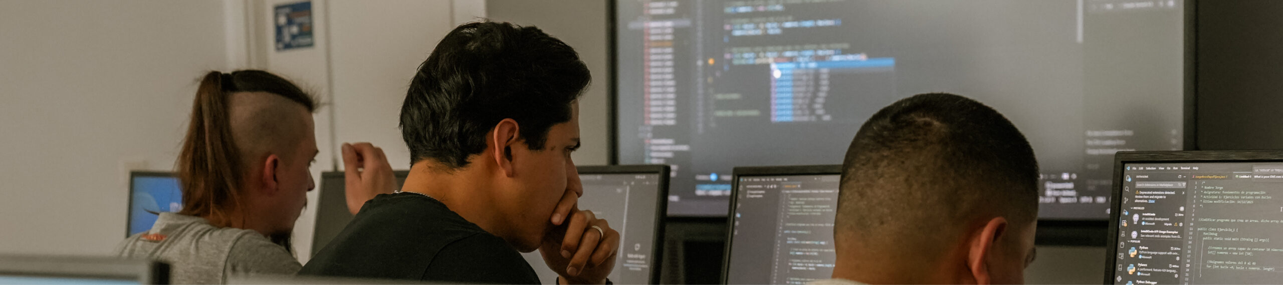 ¿Cuánto cobra un ingeniero informático en España? Guía de sueldos 2026