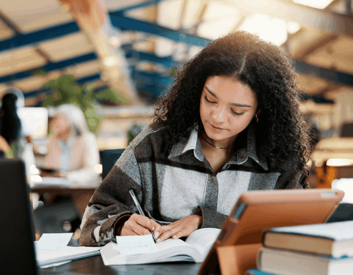 Becas CAM 2026: plazos, requisitos, cuantías y solicitud