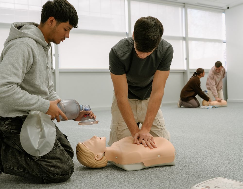 Salidas profesionales de emergencias sanitarias: ¿de qué trabaja TES?