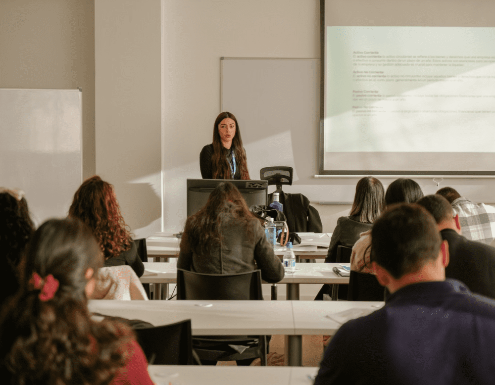 Upskilling y Reskilling: Tu guía completa para reconvertirte profesionalmente